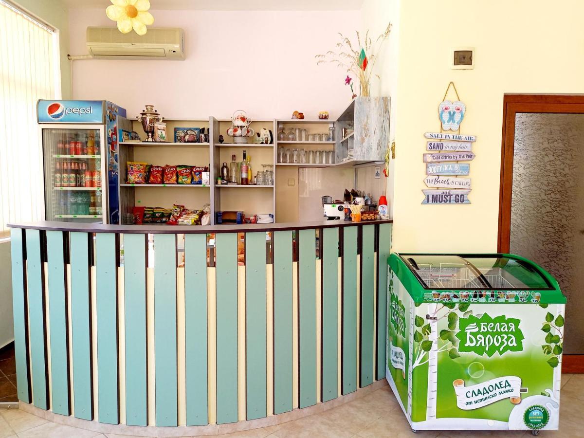 Family Hotel Amore Byala  Exterior foto