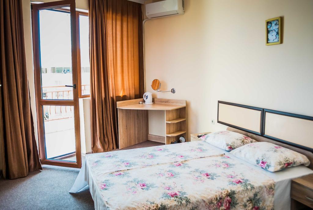 Family Hotel Amore Byala  Exterior foto