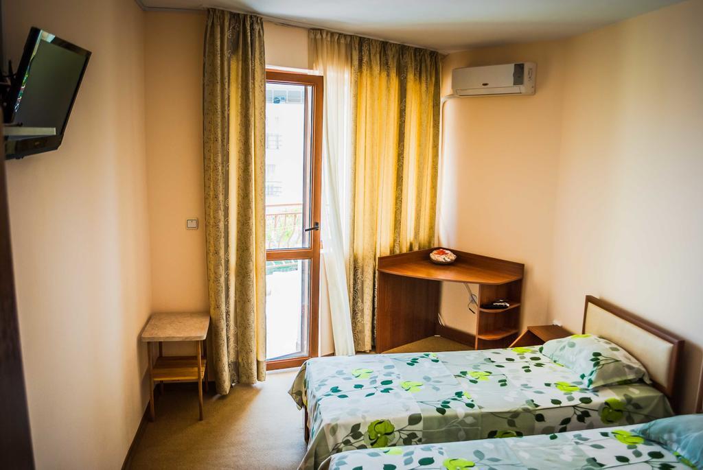 Family Hotel Amore Byala  Exterior foto