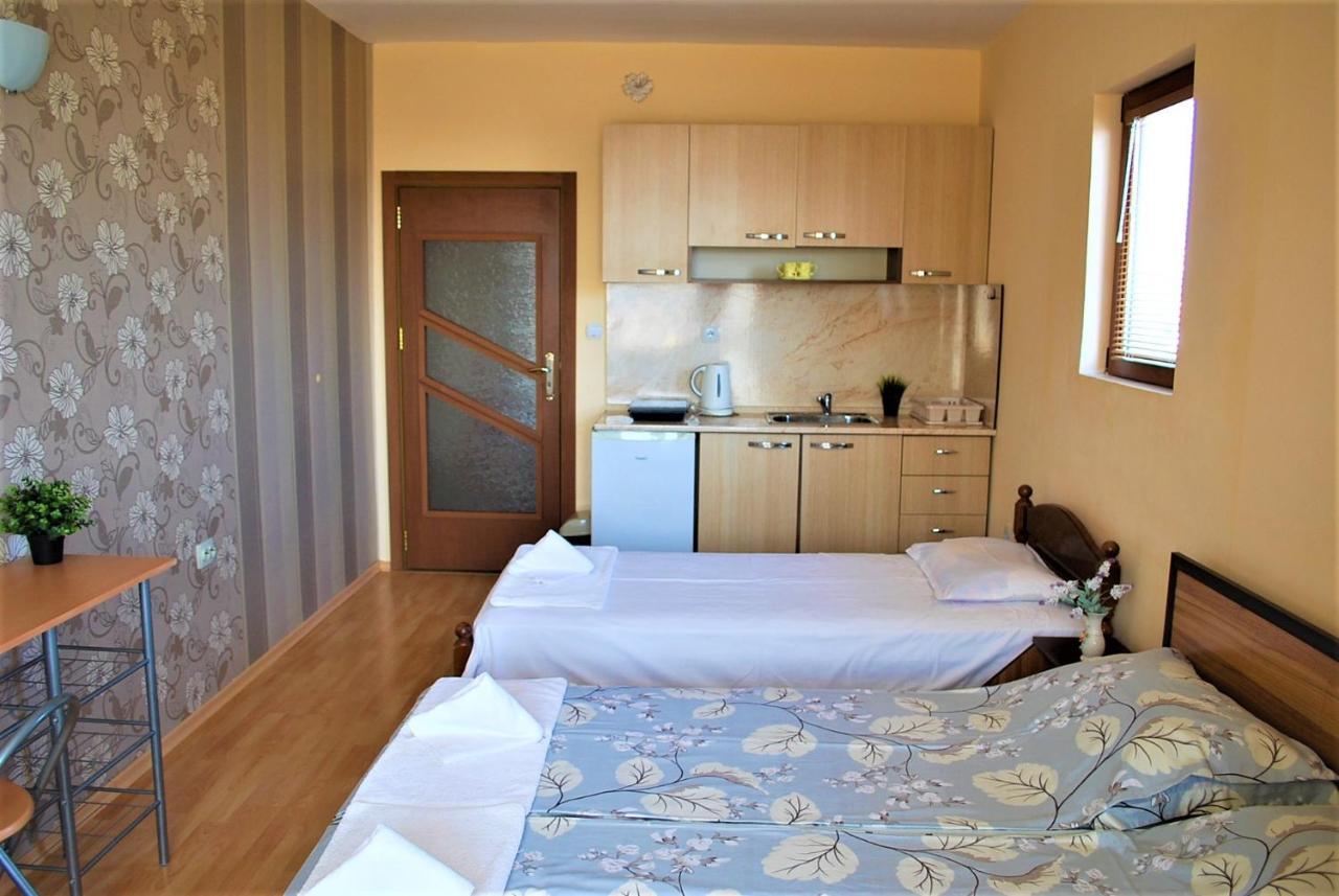 Family Hotel Amore Byala  Exterior foto